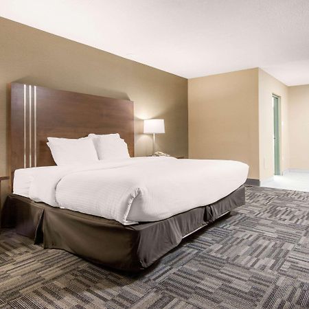 Quality Inn & Conference Centre Орилия Екстериор снимка